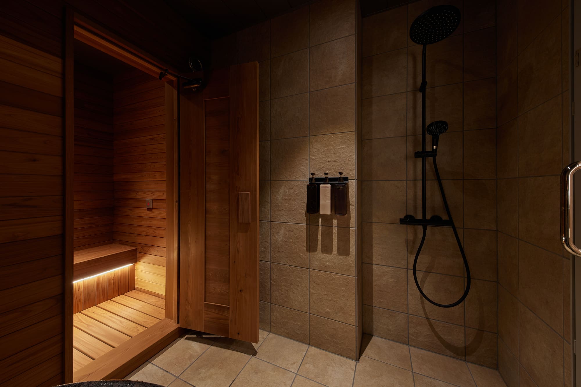 eni.sauna 暁